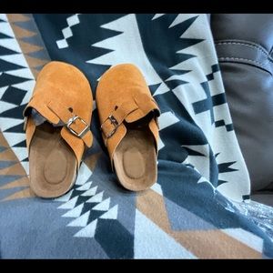 Brand new mules W/O tags